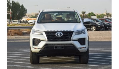 تويوتا فورتونر TOYOTA FORTUNER 2.7L PETROL 4WD SUV 2023 | ALL WHEEL DRIVE | DIFFERENTIAL LOCK | 7 SEATER | 8 INCH D