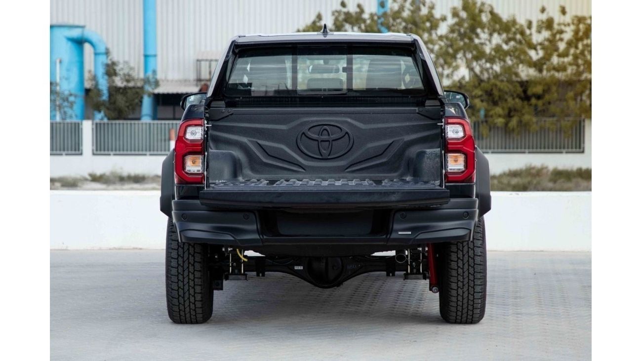 Toyota Hilux 2024 Toyota Hilux 4x4 DC 4.0 GR-S - Black inside Black (GRS)