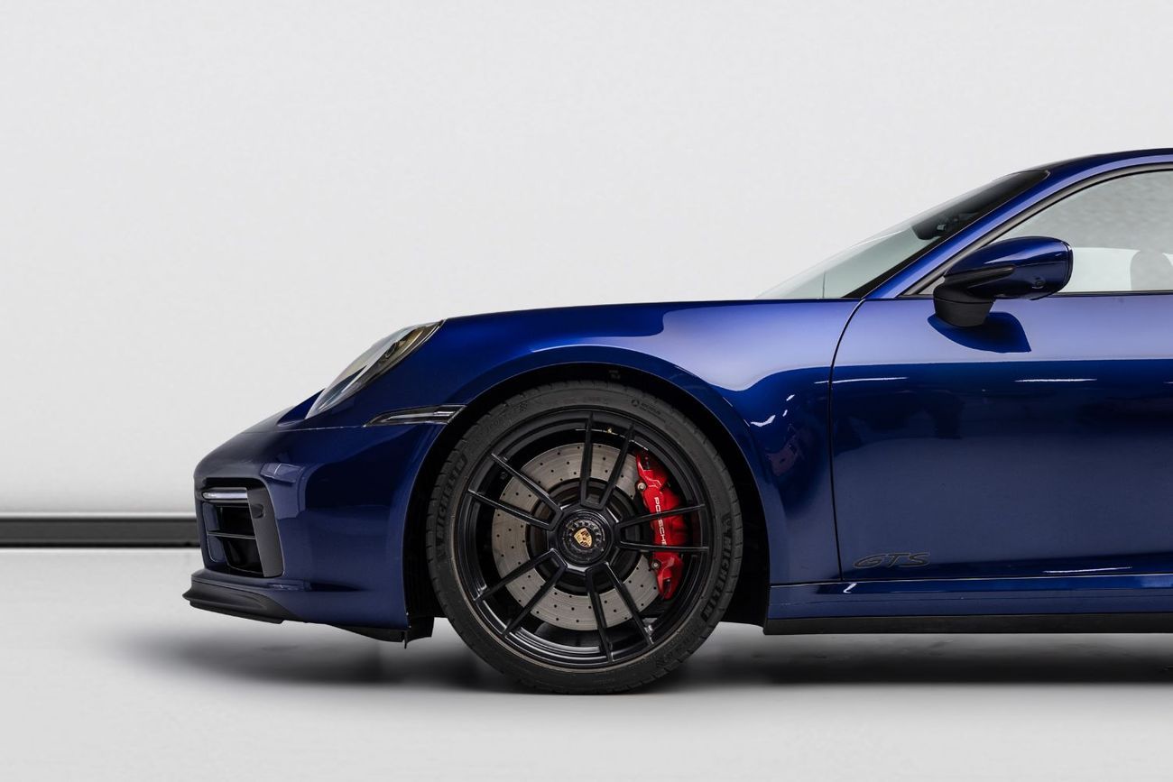 بورش 911 CARRERA GTS BUY NOW, PAY 2027 | THE BLACKLINE STANDARD | 2026 Porsche Warranty, GCC Specs, Low KM's