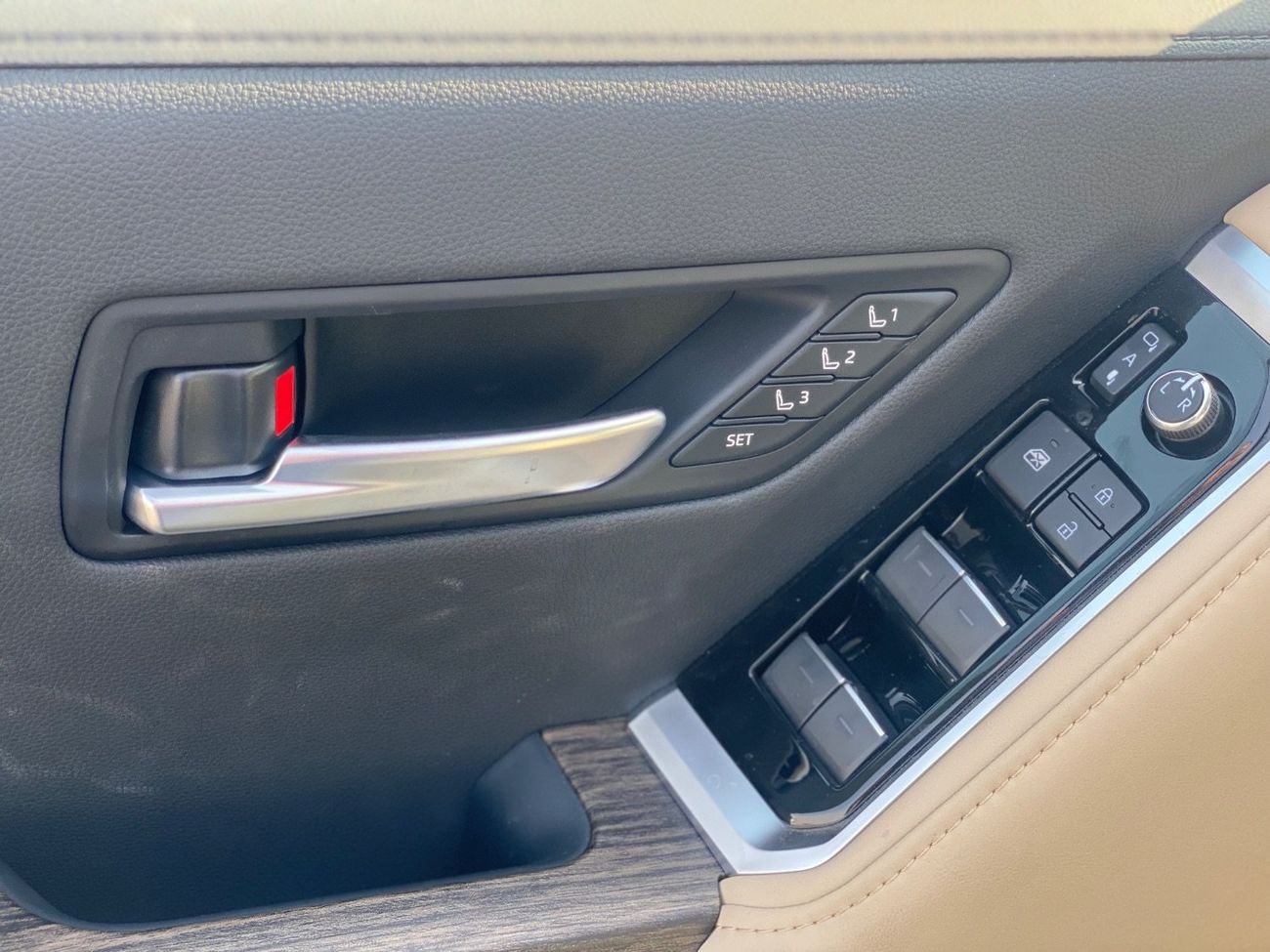 تويوتا لاند كروزر VX 3.5L