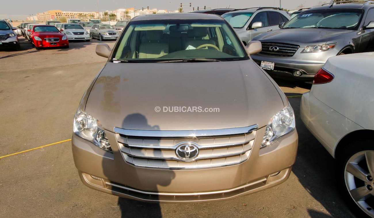 Used Toyota Avalon XLS 2007 for sale in Dubai 41405