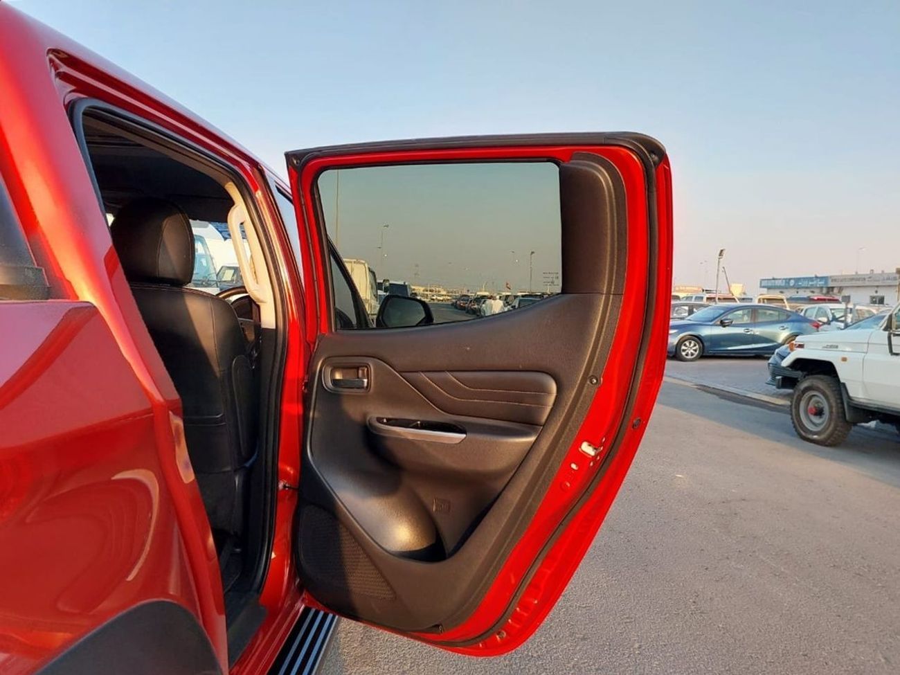 ميتسوبيشي تريتون MITSUBISHI TRITON GSR PICK UP RHD 2021 MODEL 2.4 L DIESEL AUTOMATIC(PM05054)