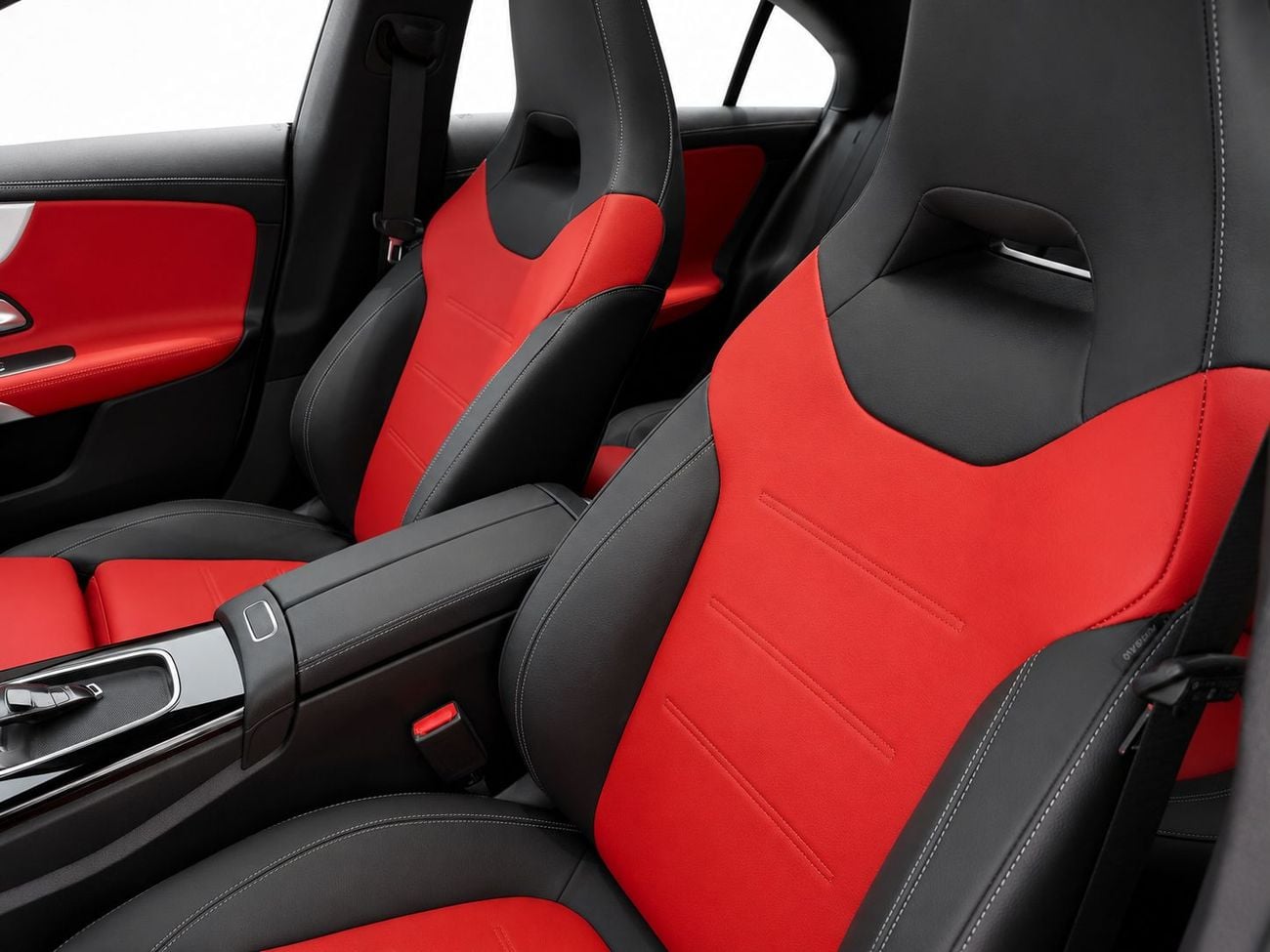 Mercedes Benz CLA35 AMG 4MATIC