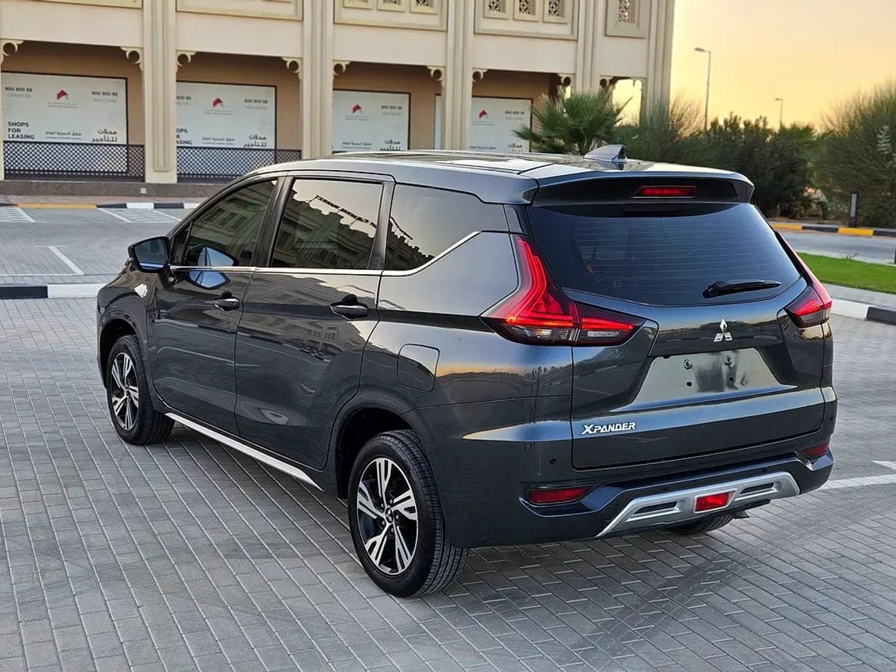 ميتسوبيشي إكسباندر GLX GCC Specs Premium Condition 7 Seater Perfect Inside Out