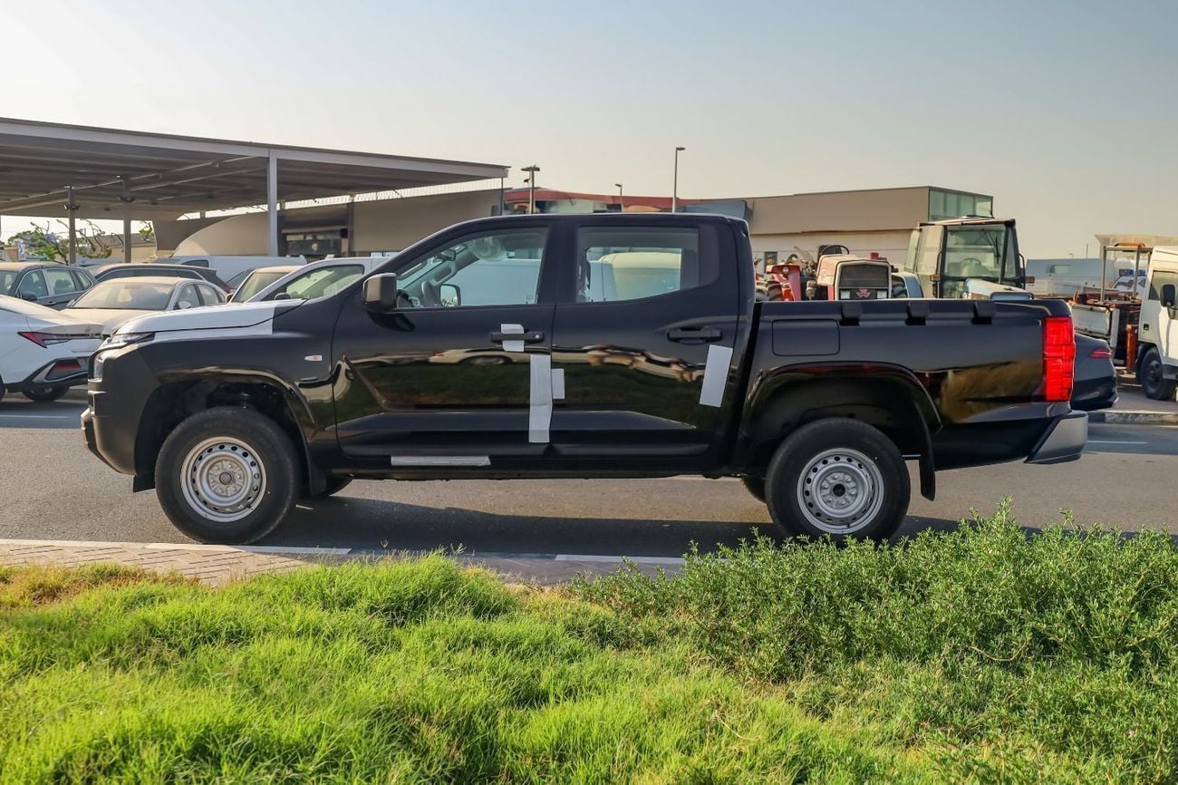 ميتسوبيشي L200 2027 GL | Mid-Line 2.4L Petrol 4x4 MT | DC Pickup | Brand New | EXPORT