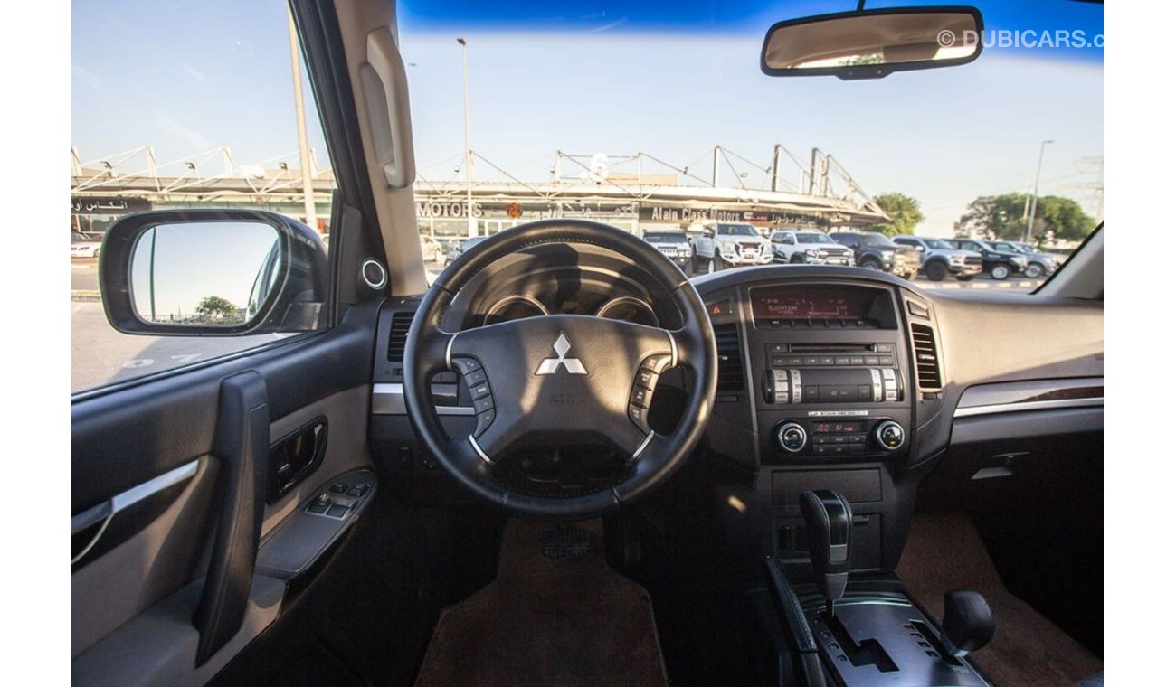 Mitsubishi Pajero MITSUBISHI PAJERO - 2013 - GCC - ASSIST AND FACILITY IN DOWN PAYMENT - 835 AED/MONTHLY - 1 YEAR WARR