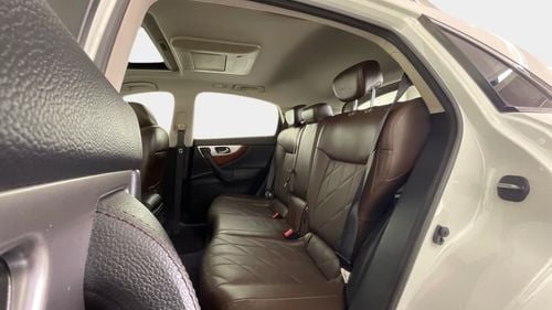 Infiniti QX70 Luxury / Luxe Sensory | Guaranteed Warranty | 0 Down Payment