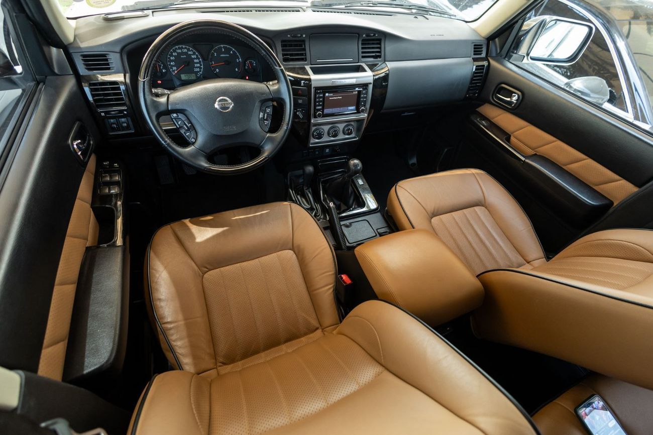 Nissan Patrol Safari Super Safari 4.8L M/T