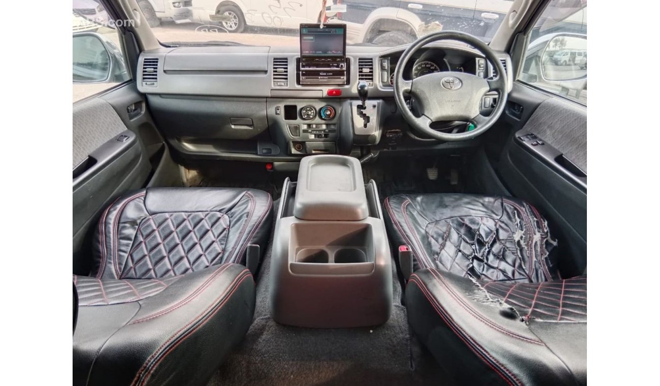 تويوتا هاياس TOYOTA HIACE VAN RIGHT HAND DRIVE   (PM1527)