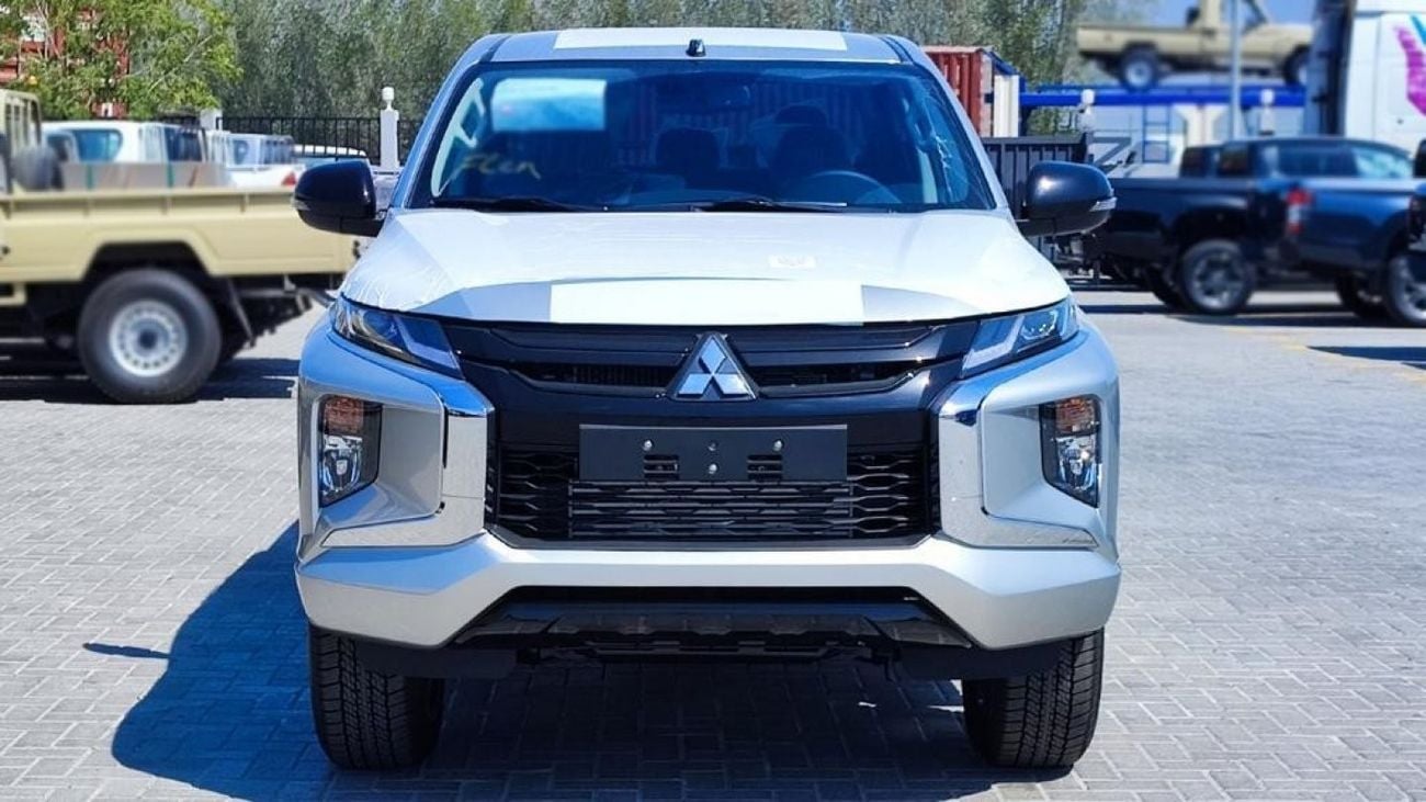 Mitsubishi L200 Mitsubishi L200 D DC 4WD 00G30 2.4L Sportero AT