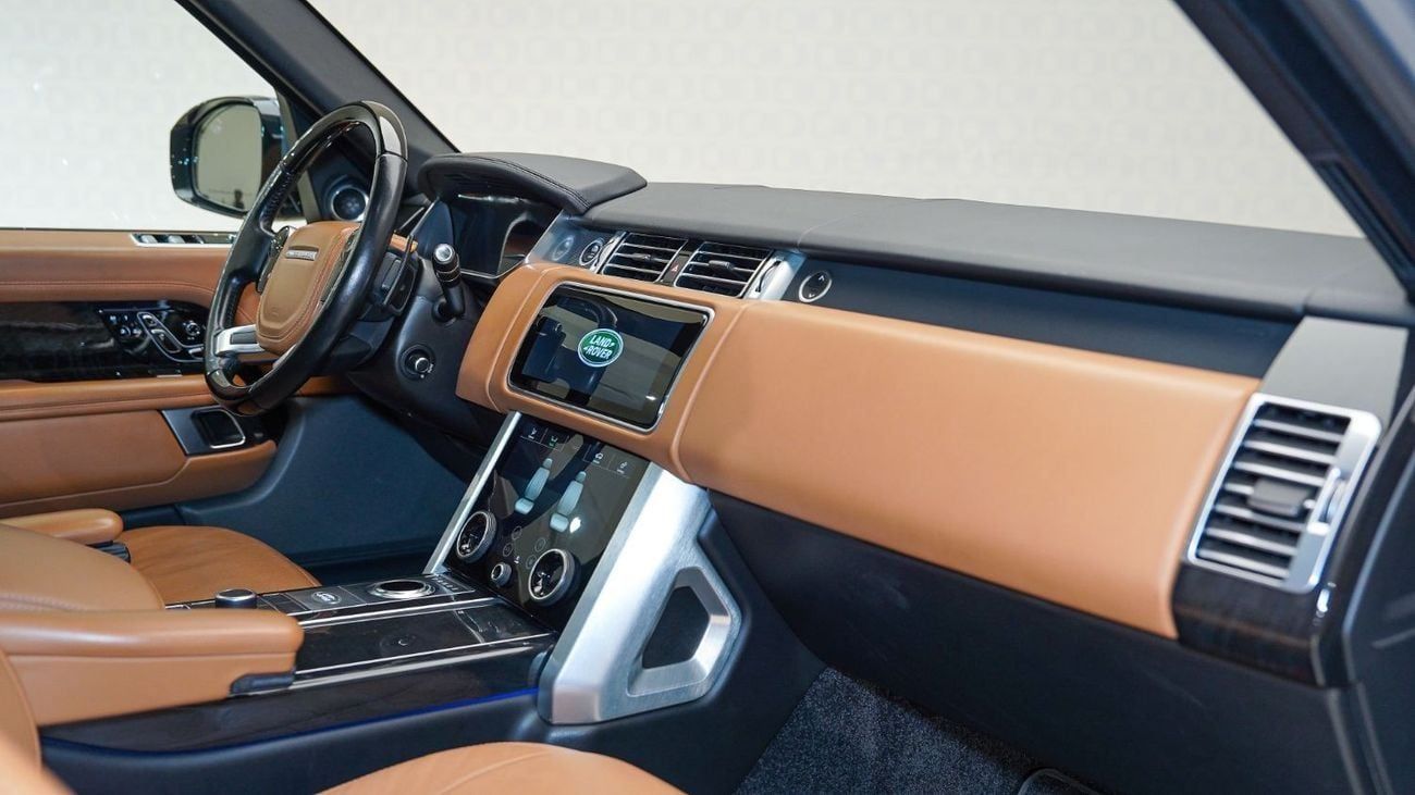 لاند روفر رينج روفر Vogue SE 5.0L | AED 3,887 PM | 2 Years Warranty | GCC