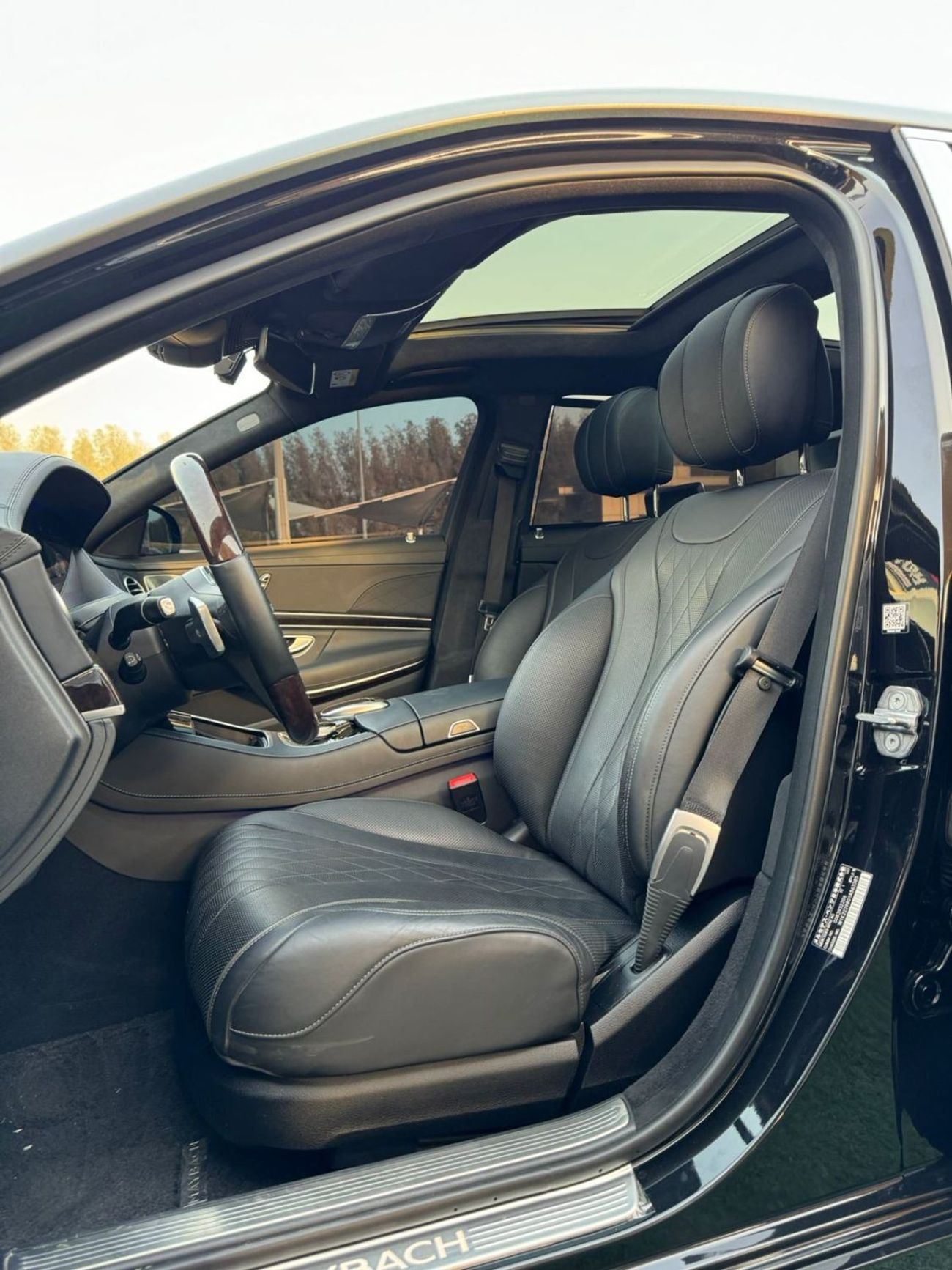 مرسيدس مايباخ S650 مايباخ مرسيدس بنز S650 مايباخ وارد المانيا 2020 صبغ وكاله كلين تايتل بحاله ممتازه بدون حوادث