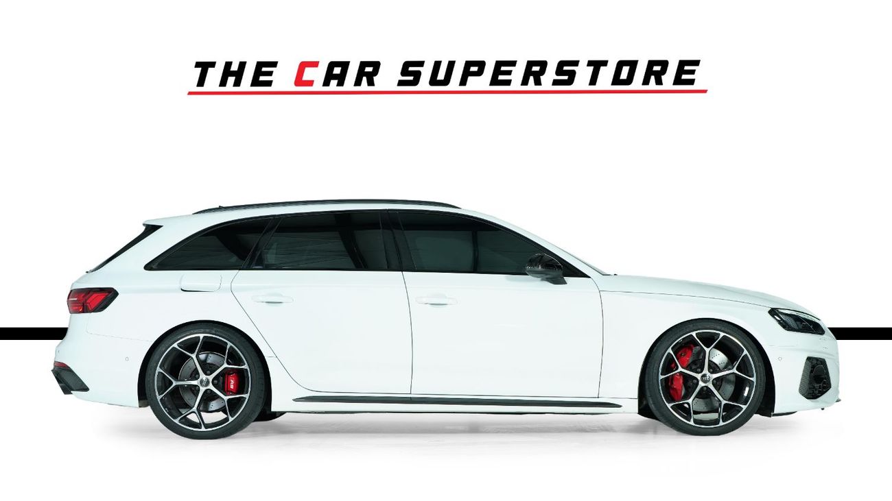 Audi RS4 Station B9 Competition | Very High Option | Audi Warranty & Service | Full Carbon Package