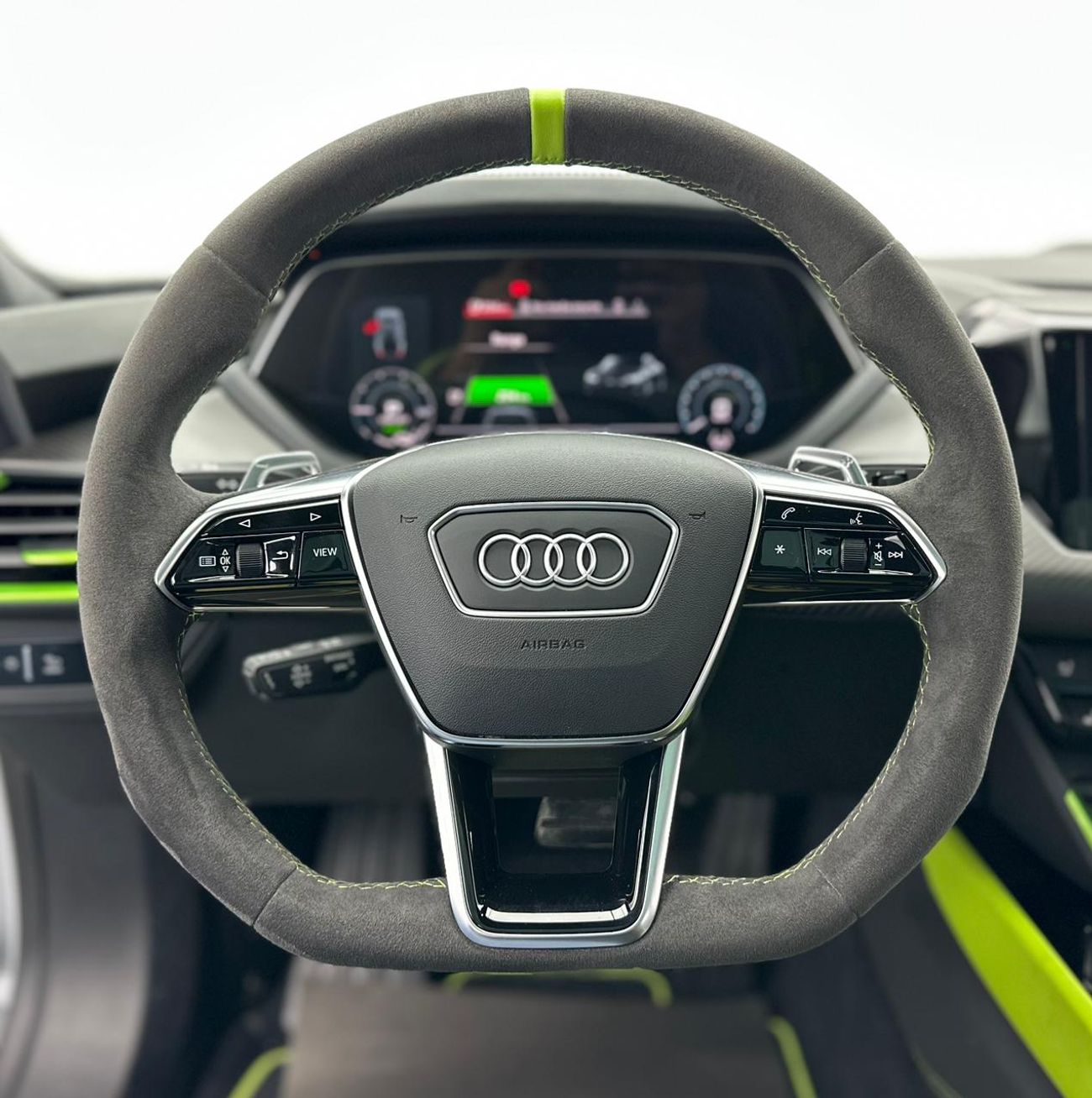 أودي إي ترون جي تي 2023 Audi E-Tron GT, 2029 Audi Warranty + 2027 Audi Service Contract, Audi Full Service History, GCC