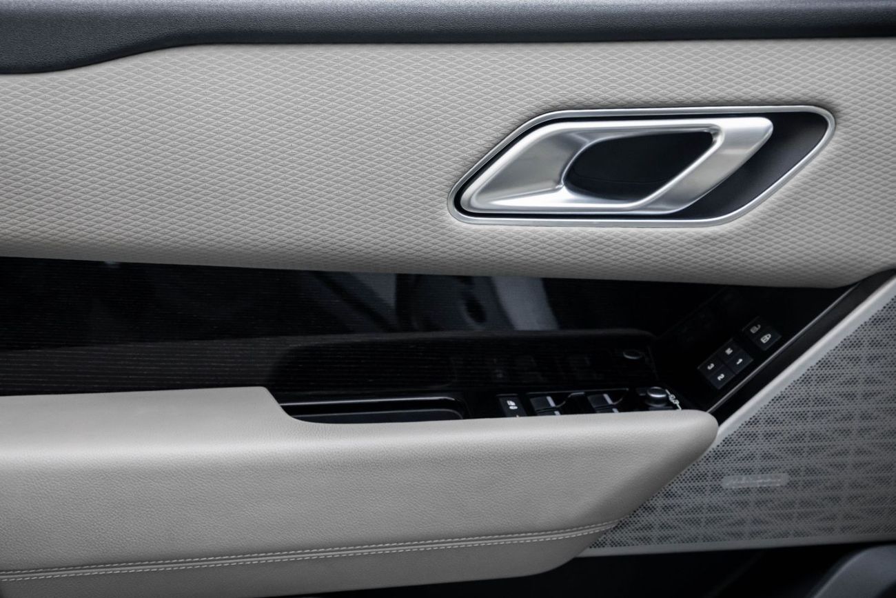 لاند روفر رينج روفر فيلار R-Dynamic | 3,329 P.M  | 0% Downpayment | Agency Warranty!