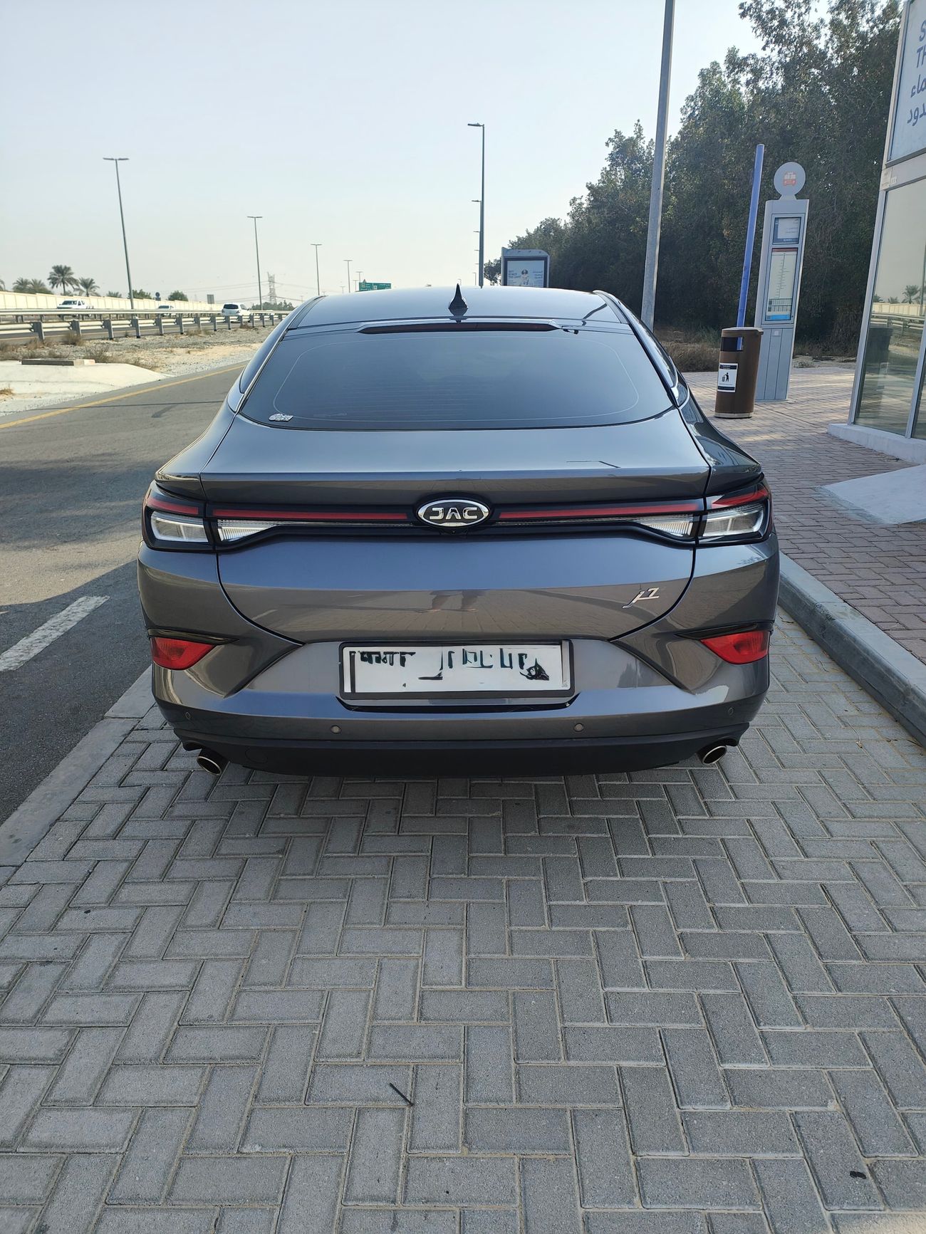 جاك J7 Sedan