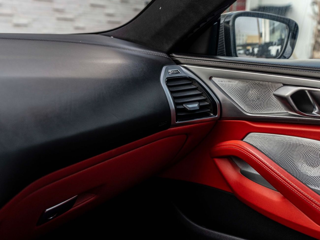 بي أم دبليو M850i Carbon Edition 4.4L