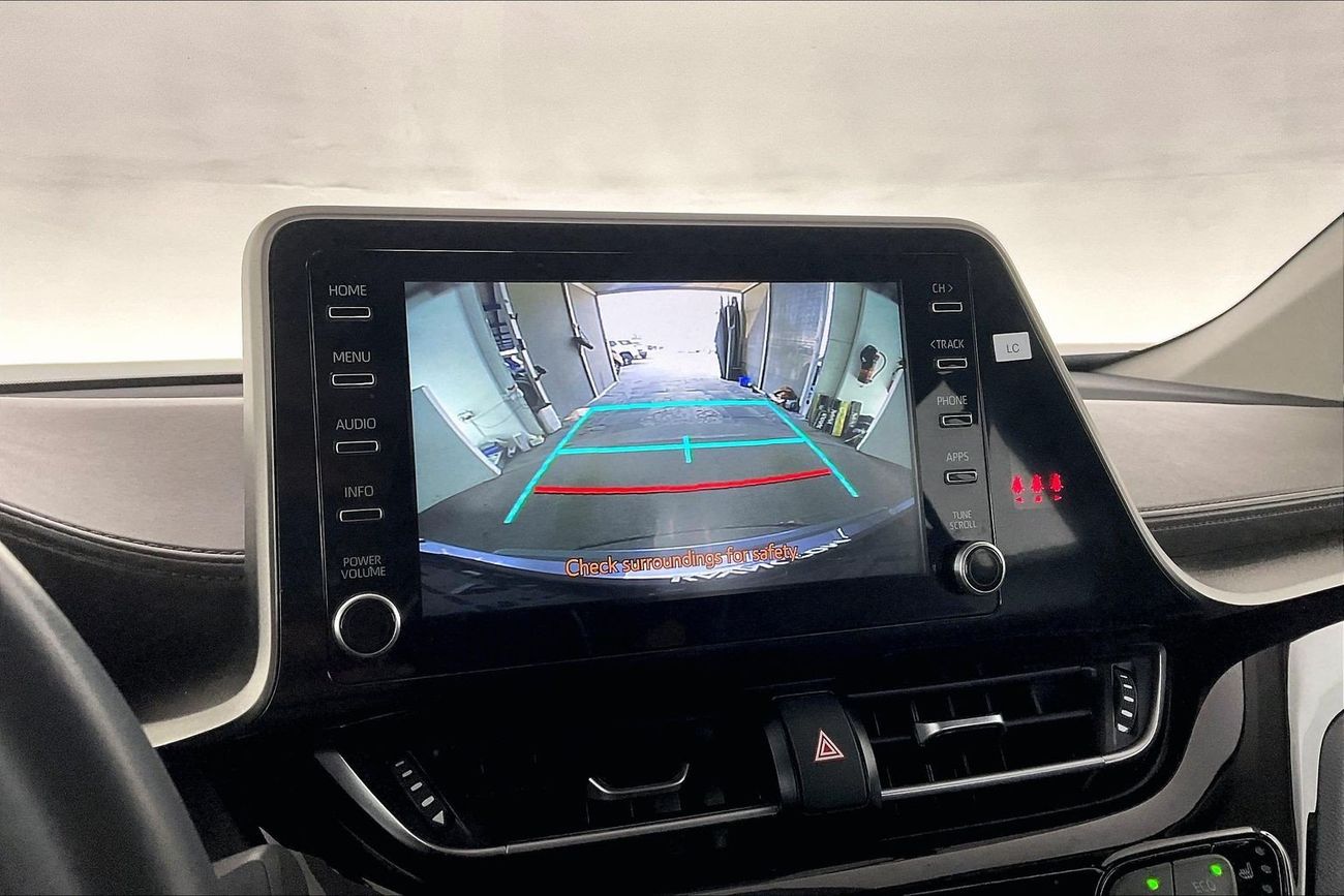 تويوتا CHR VX | National Day Celebration | شامل الضمان | 0 ﺪﻔﻋﺓ ﺃﻮﻟﻯ