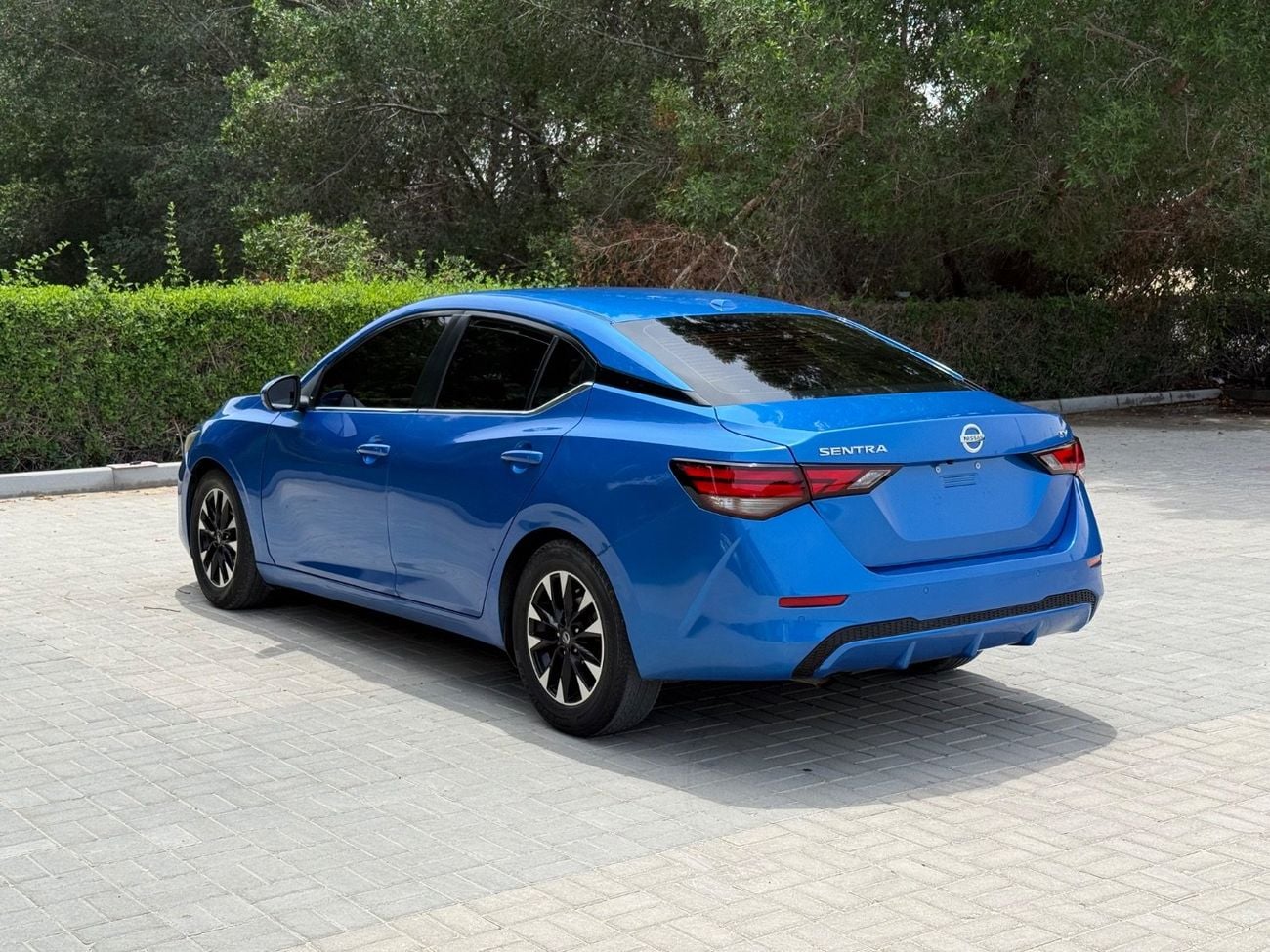 Nissan Sentra SV 1.6L (113 HP)