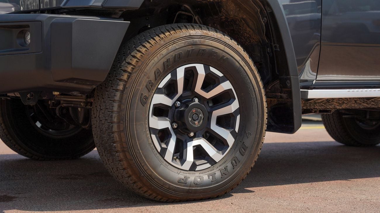 Toyota Land Cruiser TOYOTA Land Cruiser 76 2.8 Gray 2024 Full Option