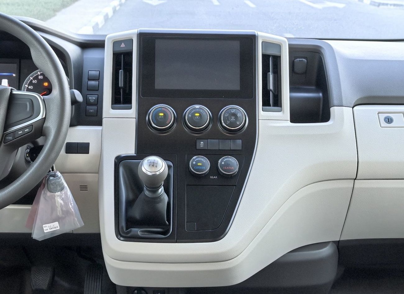 Toyota Hiace GL -High Roof Commuter 3.5L M/T