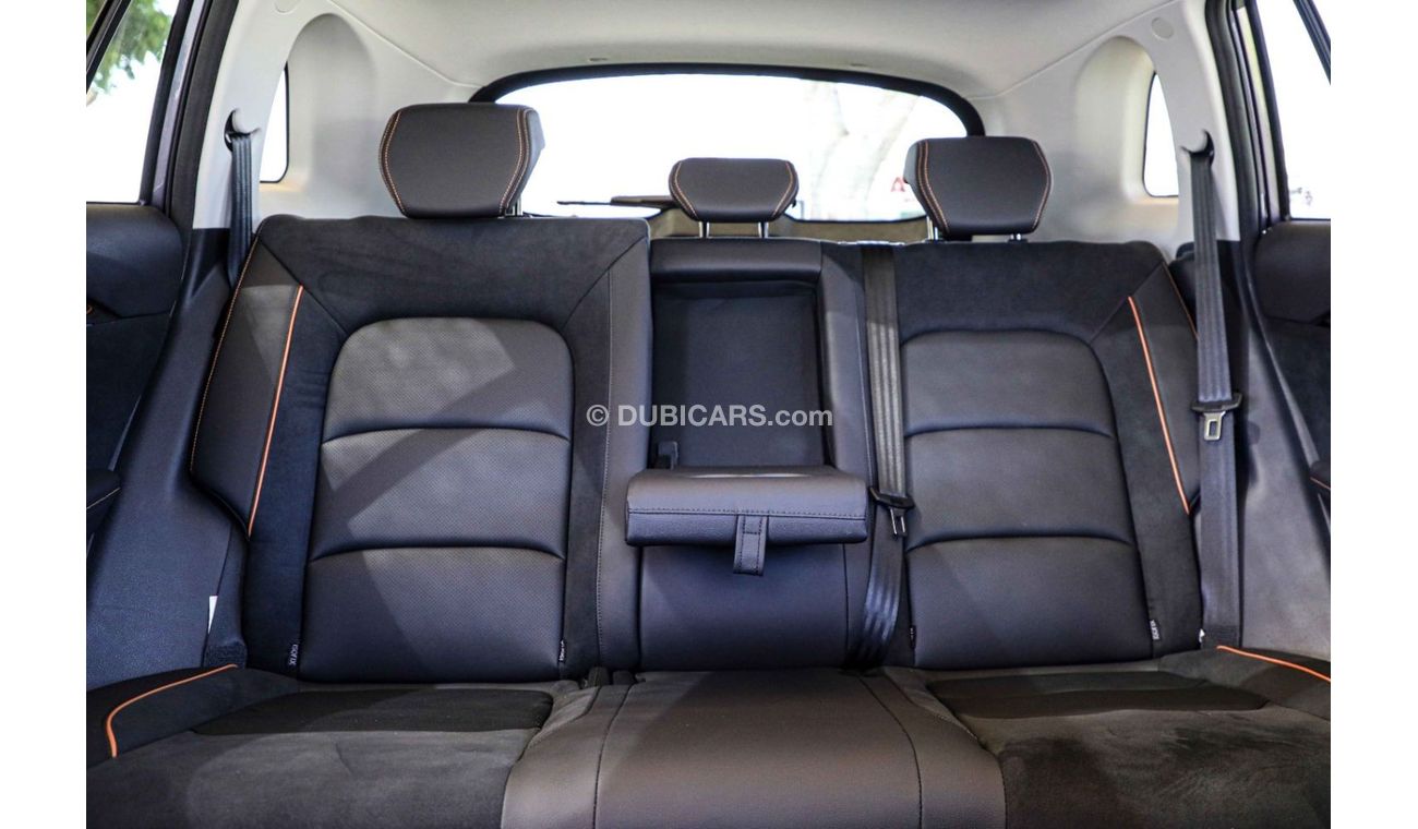 Skywell ET5 With service contract of 2 years/ 60,000KM - All Electric SKYWELL ET5