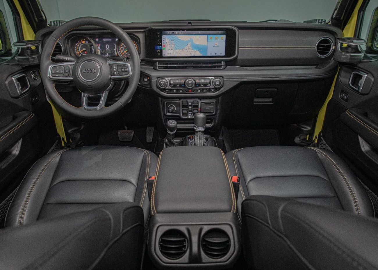 جيب رانجلر Unlimited Sahara 2.0L A/T