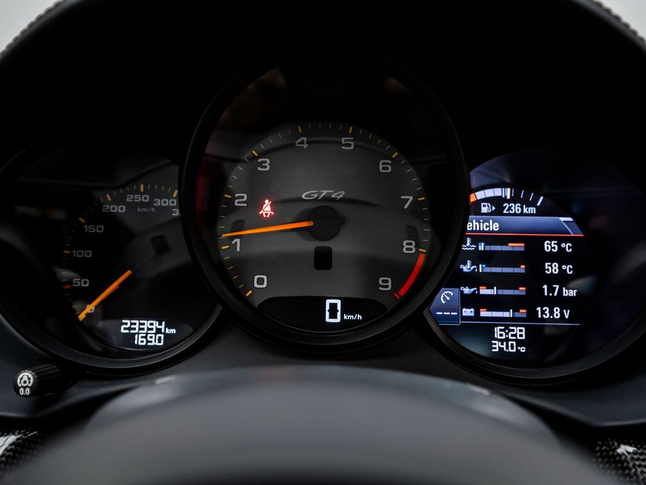 بورش كايمان 718 GT4 4.0L (414 HP) M/T