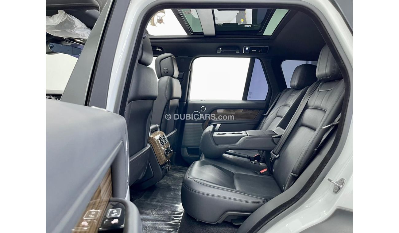 لاند روفر رينج روفر 2019 Range Rover HSE Supercharged, March 2024 Range Rover Warranty, Fully Loaded, GCC