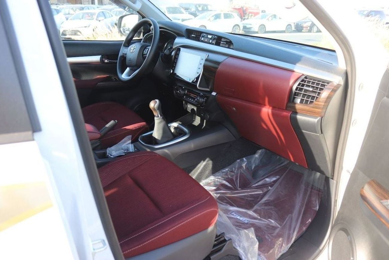 Toyota Hilux 2.7L, SR5, PUSH START, KEYLESS ENTRY , MONITOR, BACK CAMERA MODEL 2025 FOR EXPORT