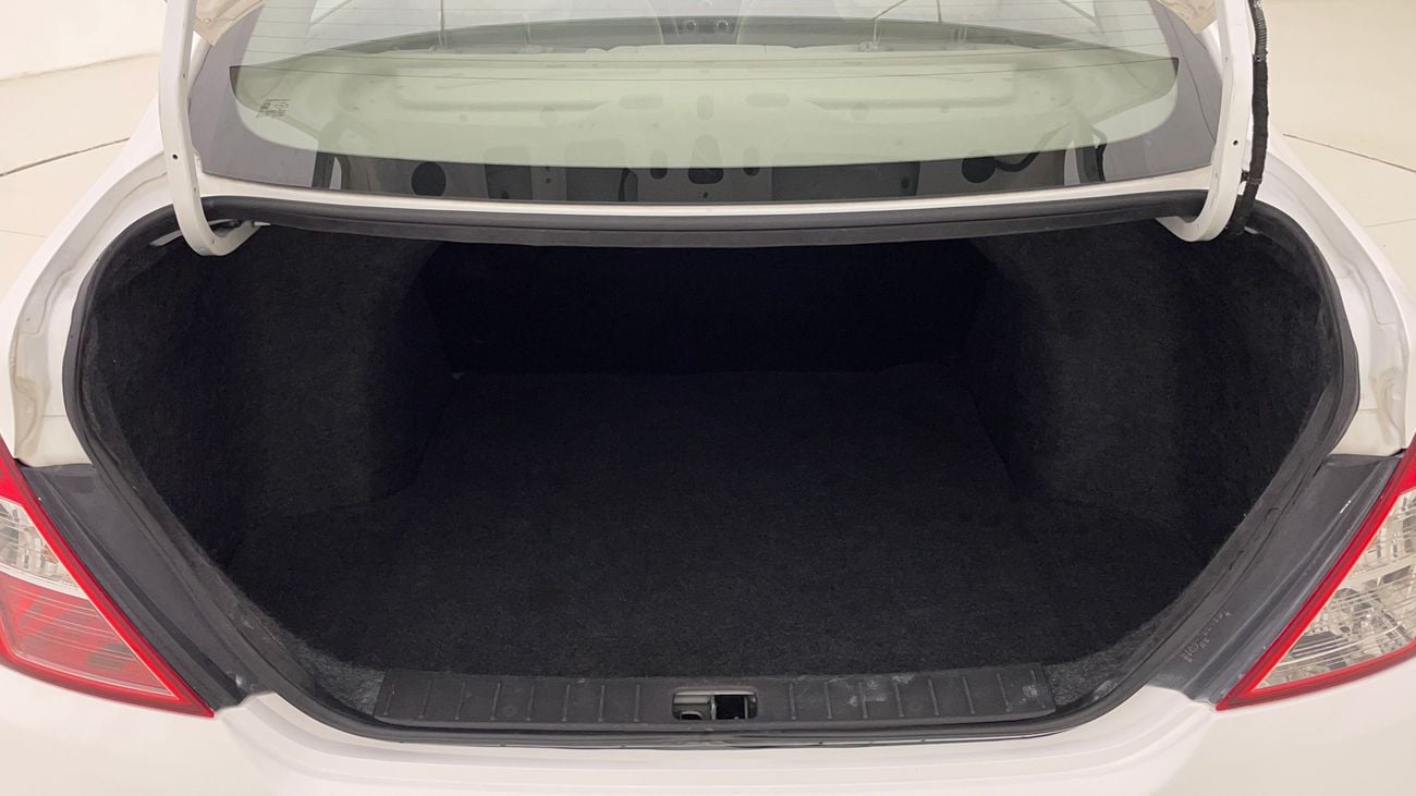 Nissan Sunny SV 1.5 | Zero Down Payment | Home Test Drive