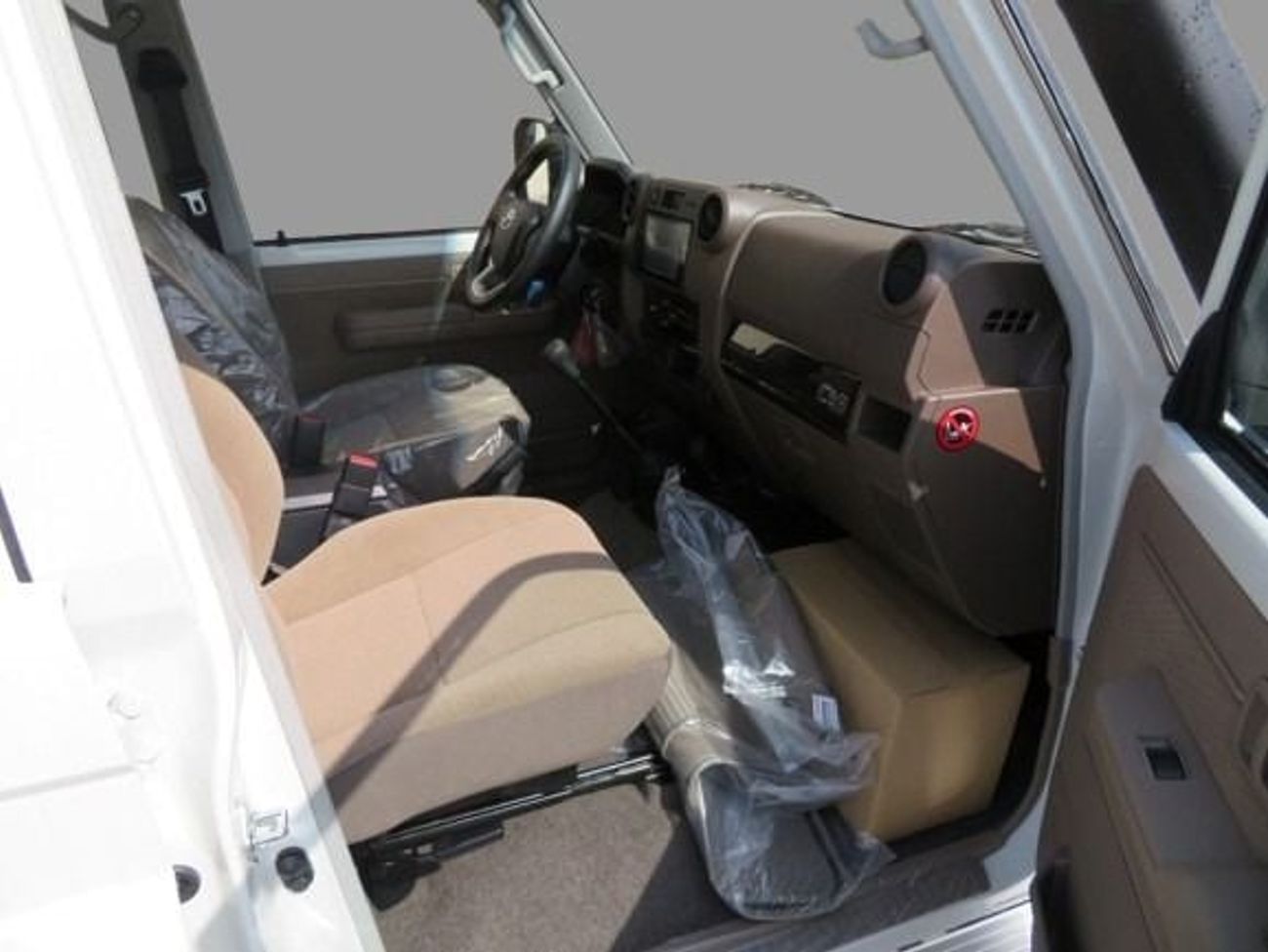 تويوتا لاند كروزر 70 76 2.8L TURBODIESEL MANUAL TRANSMISSION