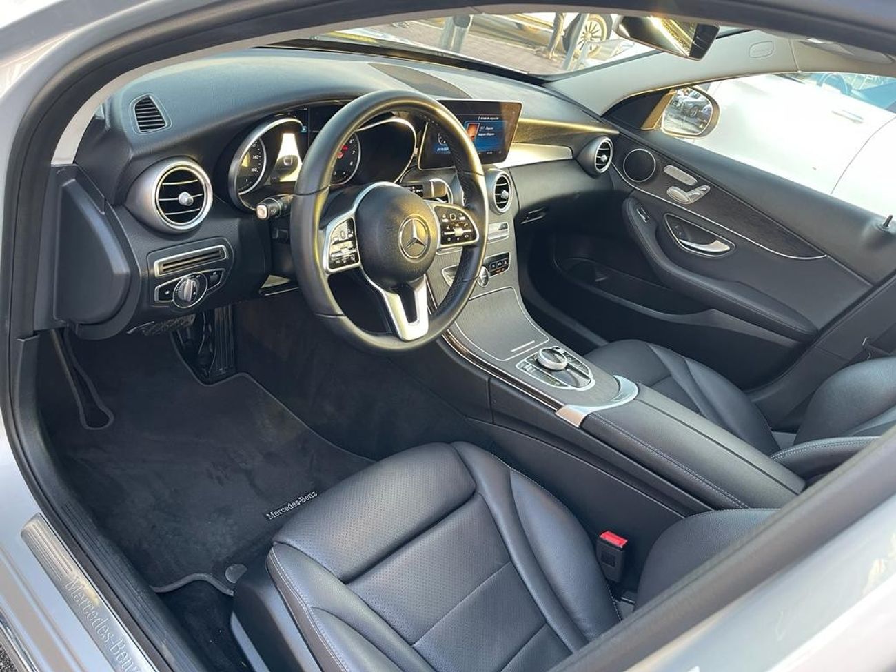 Mercedes-Benz C 300 Premium Mercedes C300 _USA_2020_Excellent Condition _Full option