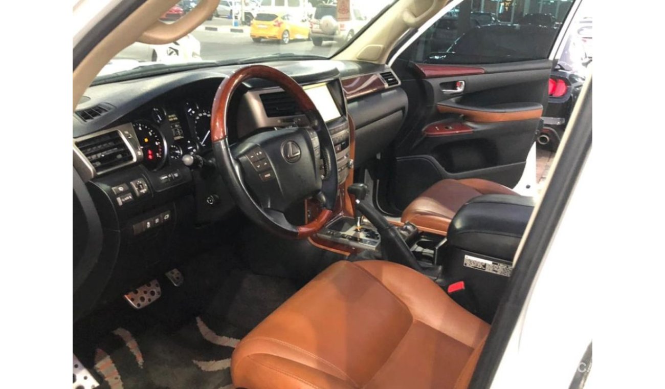 Lexus LX570 لكزس LX570 _ موديل 2015 محول 2018