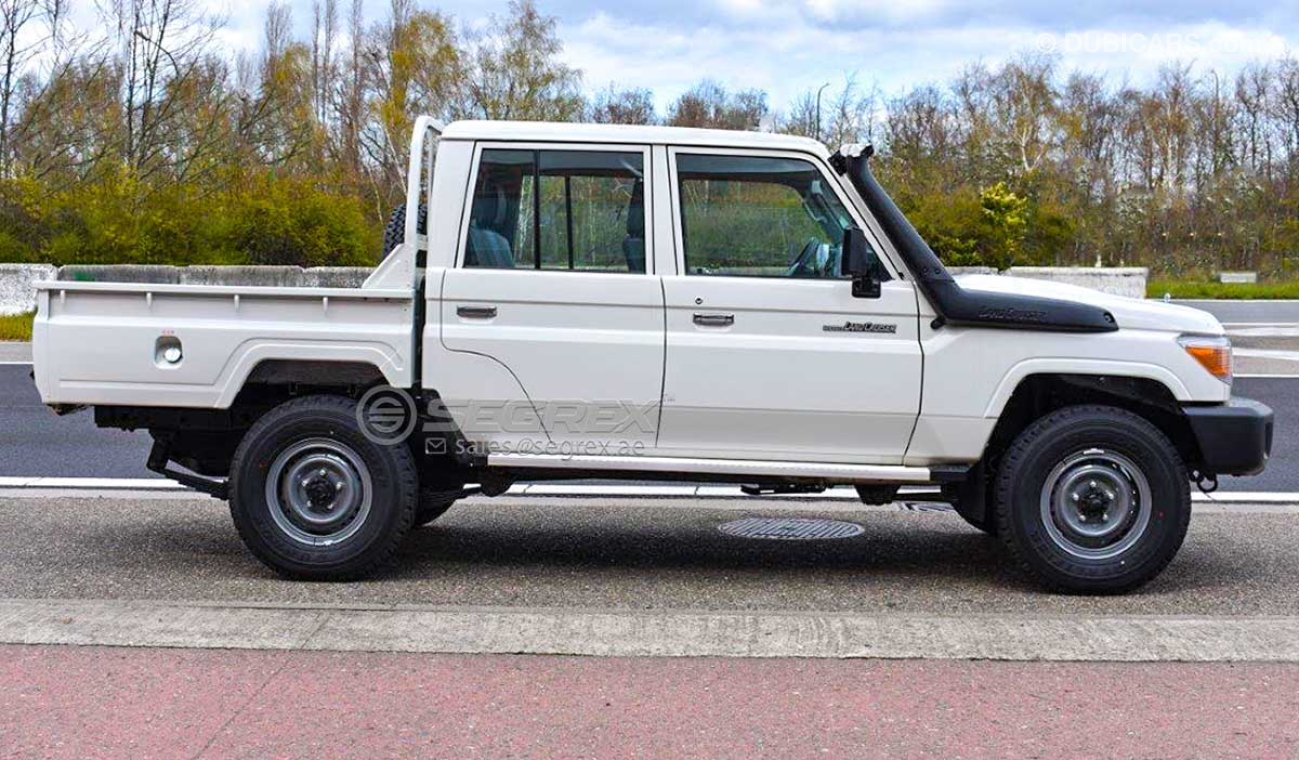 Toyota Land Cruiser Pick Up DC LC79 4.2L Diesel 5M/T FROM ANTWERP