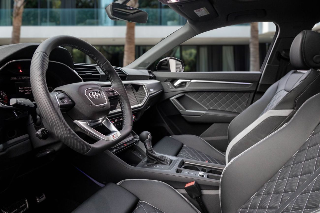 Audi Q3 S-Line Sportback | 2,703 P.M | 0% Downpayment | Pristine Condition!