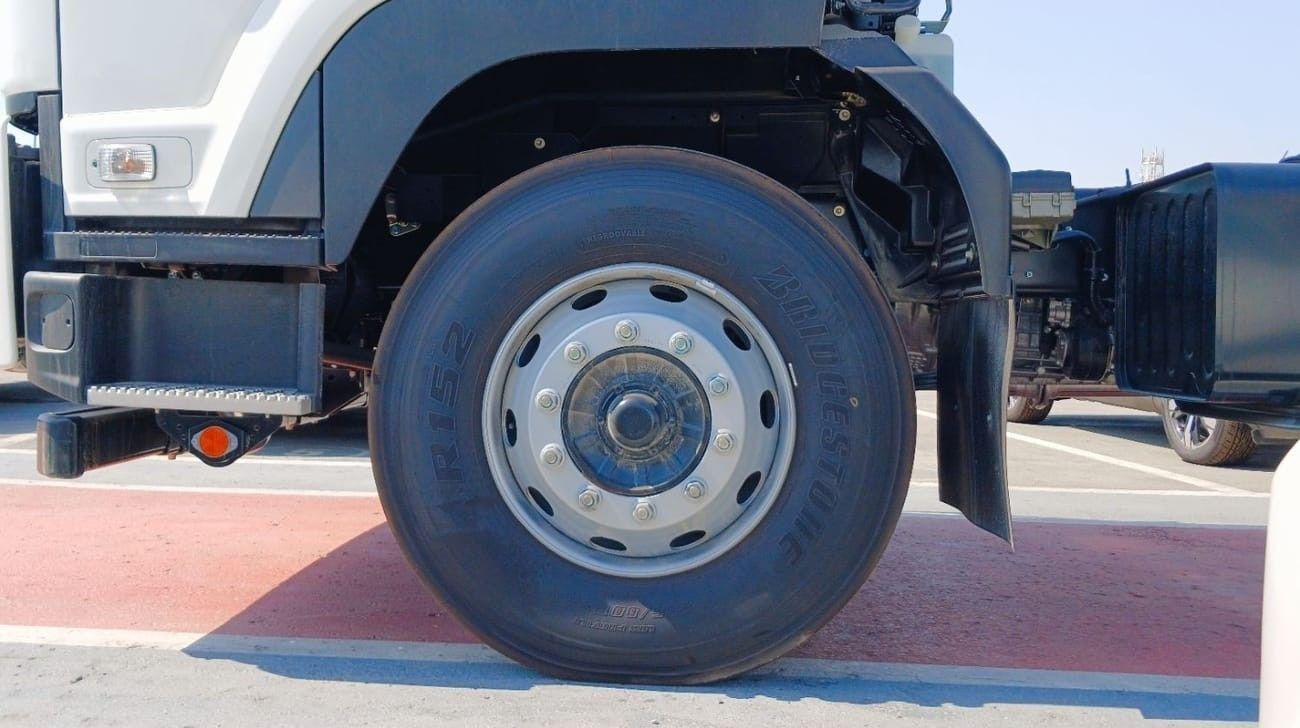 إيسوزو FVR 18 TON 4x2 Chassis 2024YM