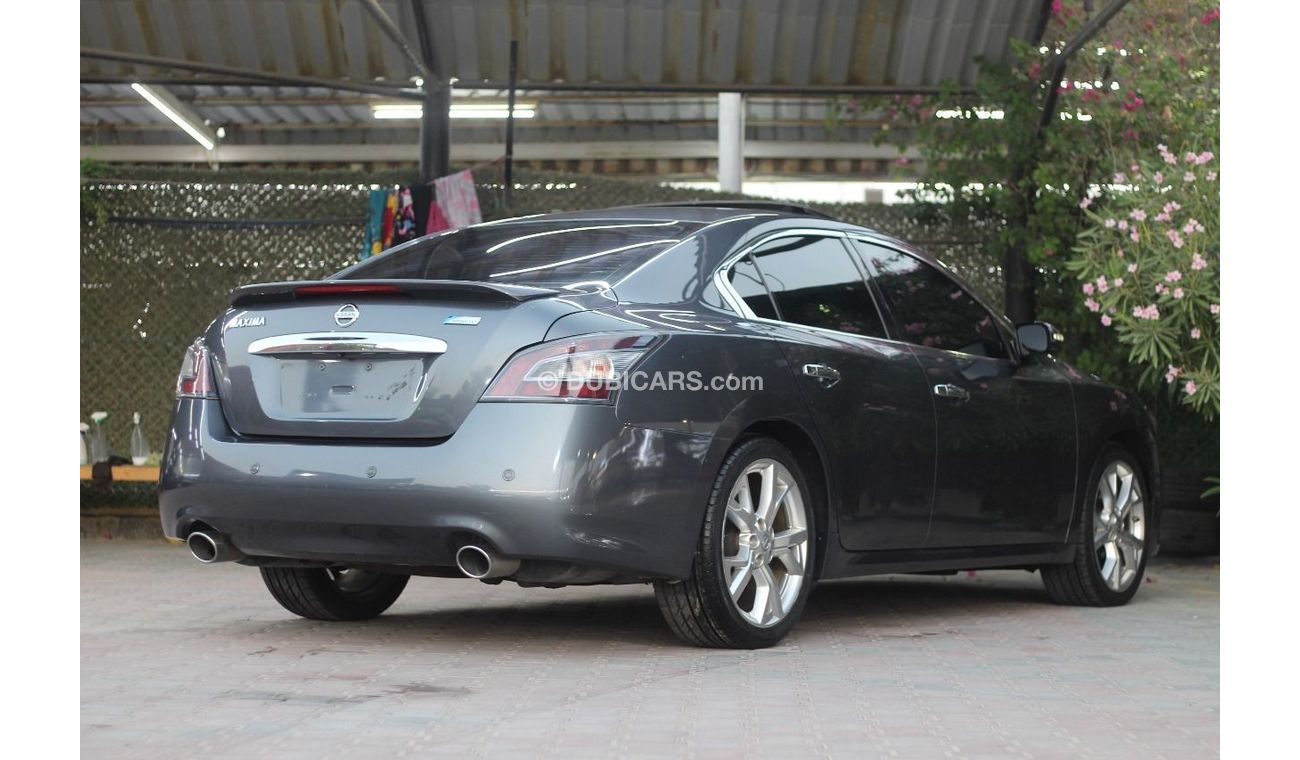 Nissan Maxima SR