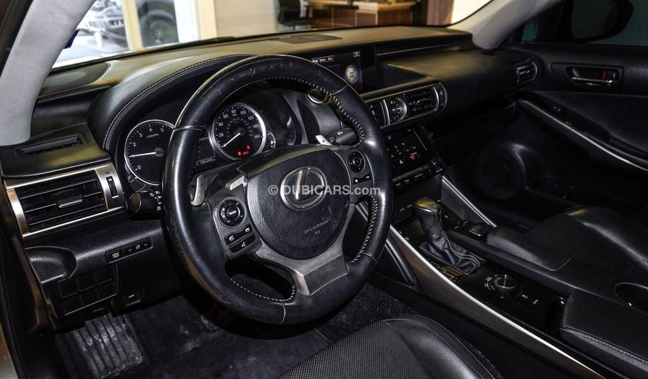 Lexus IS250