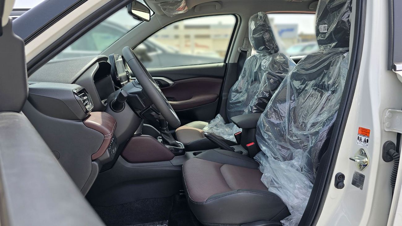 Toyota Urban Cruiser 2025 Toyota Urban Cruiser GLX 1.5L AT Petrol (White)