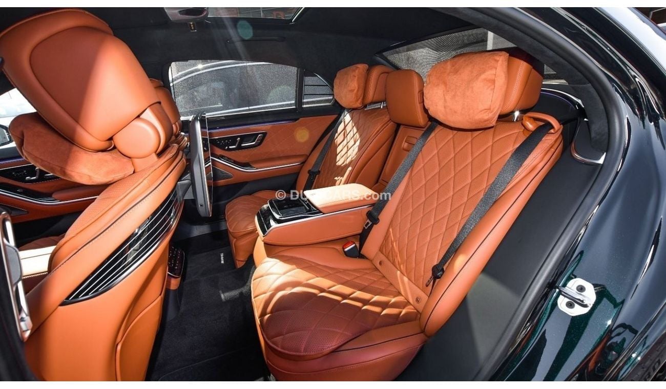 مرسيدس بنز S 580 Mercedes Benz S 580 Emerald green | 4Matic V8 | HUD | Pilot Seats Fully Loaded REAR AXLE STEERING |