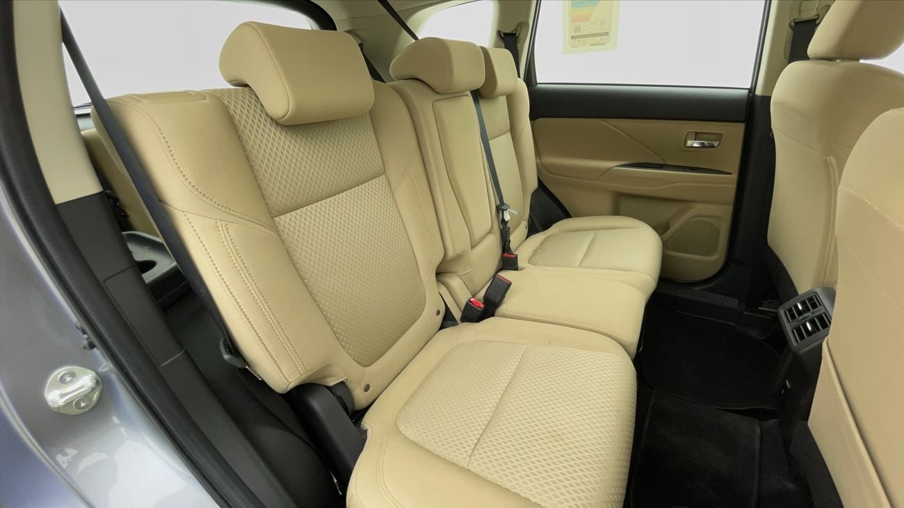 Mitsubishi Outlander GLX LOWLINE 2.4 | Zero Down Payment | Home Test Drive