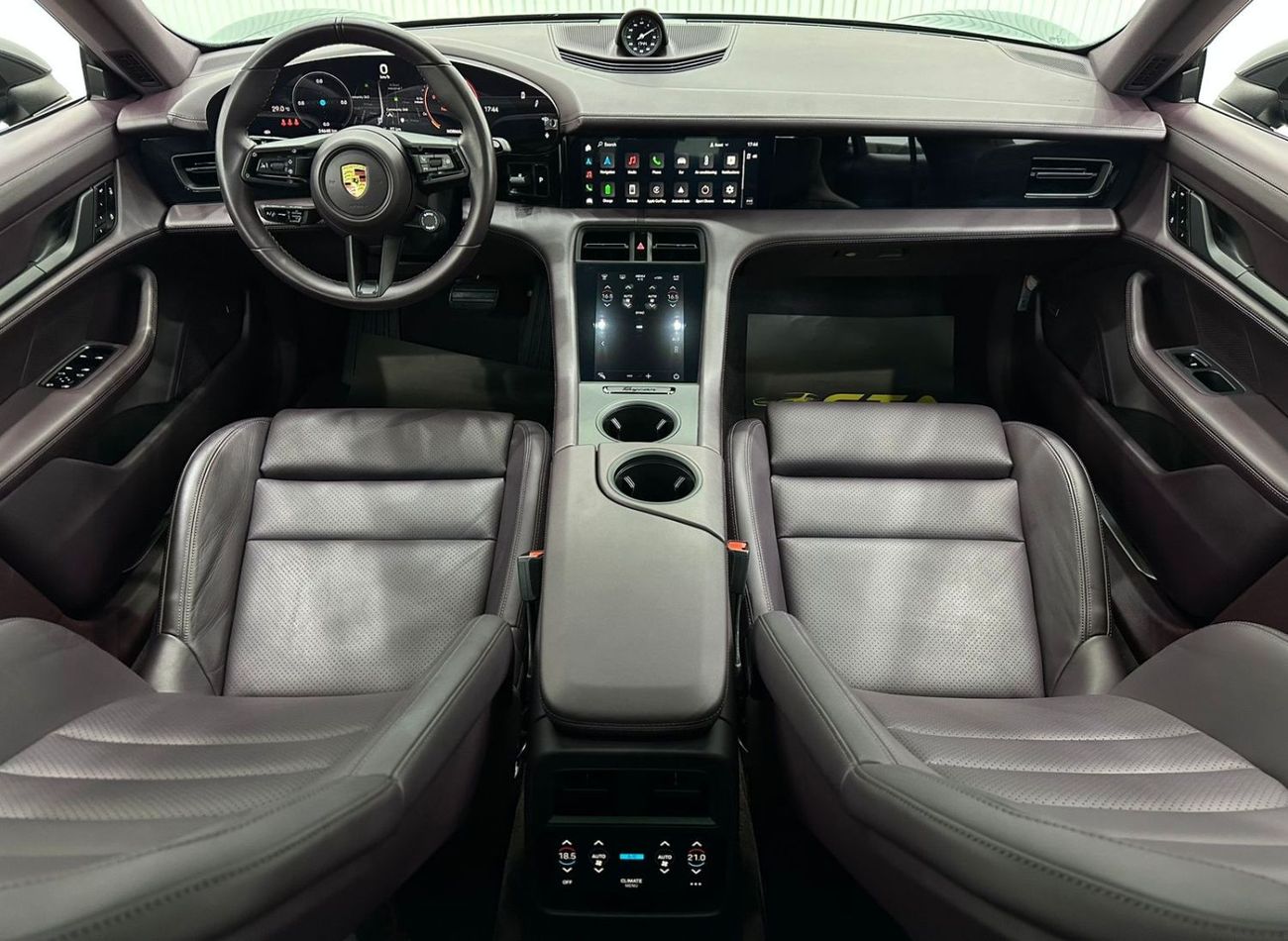 Porsche Taycan 2021 Porsche Taycan 4S, Dec 2028 Porsche Battery Warranty, Full Options, Very Low Kms, GCC