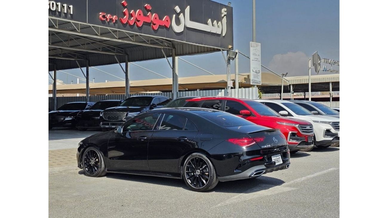 Mercedes-Benz CLA 250 Premium