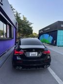 مرسيدس بنز A 220 188-hp turbocharged 2.0-liter 4-cylinder
