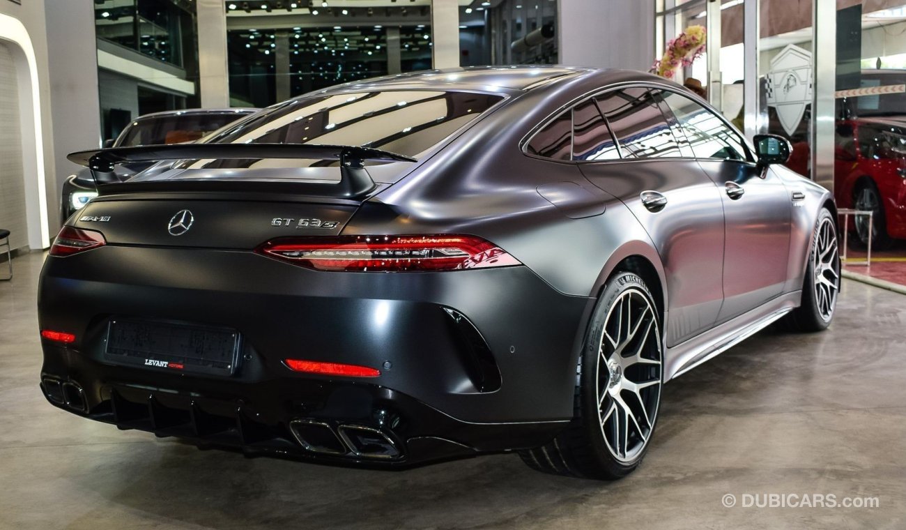 مرسيدس بنز AMG GT 63 S