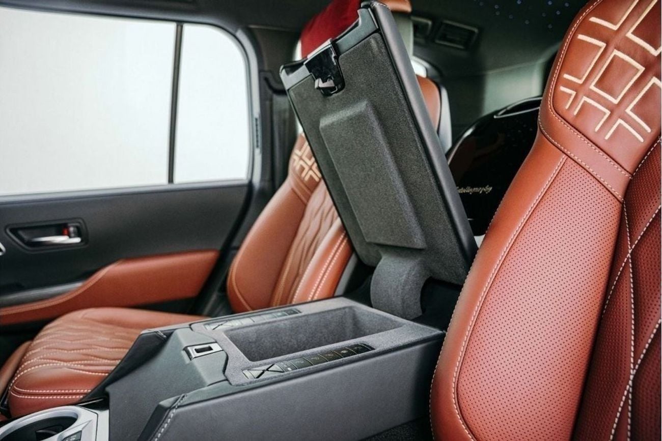 تويوتا لاند كروزر VXR VX Turbo Diesel 3.3L MBS Autobiography 4 Seater VIP