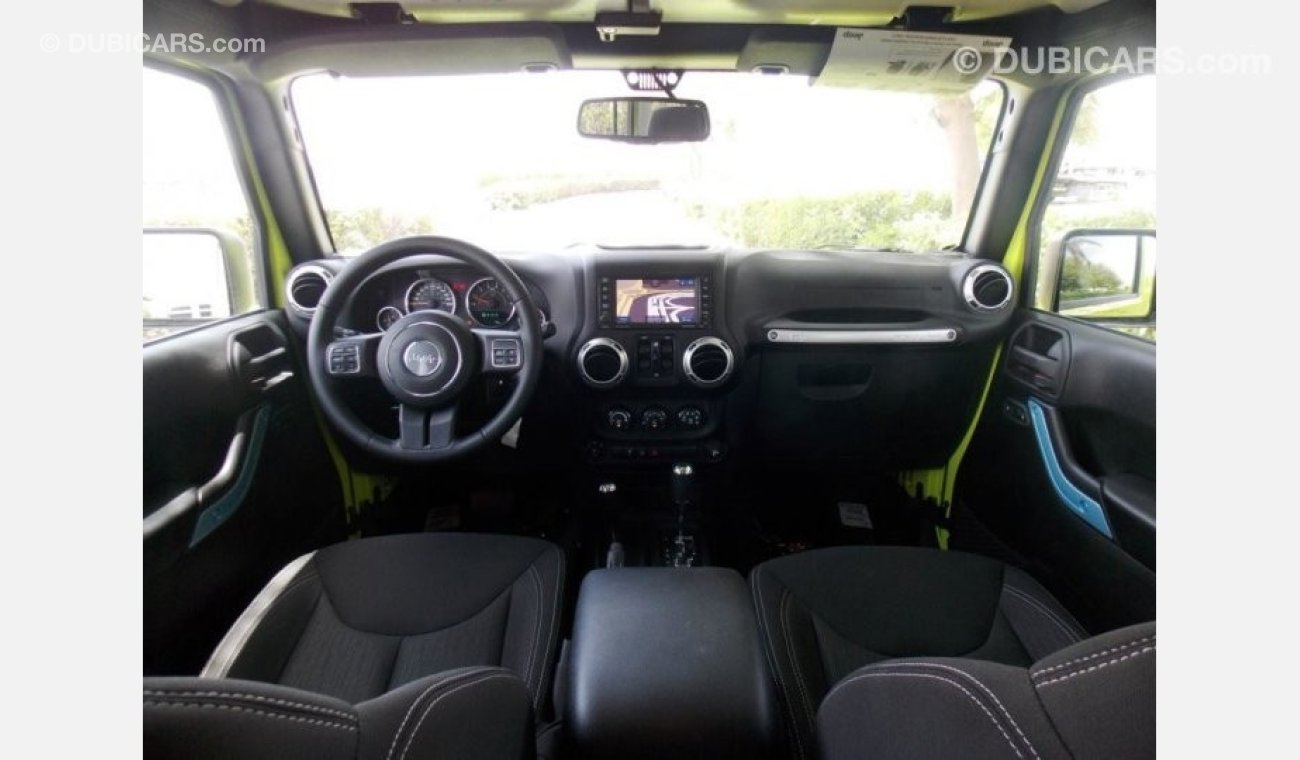 Jeep Wrangler Brand New 2016 SAHARA UNLIMITED 3.6L V6 GCC With 3 Yrs/60000 km AT the Dealer (Last Unit)