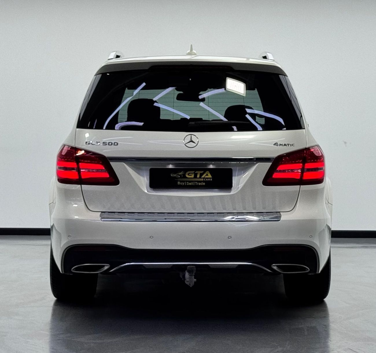 مرسيدس بنز GLS 500 Std 4.7L 2018 Mercedes Benz GLS500 4MATIC, Warranty, Full Service History, 7 Seater, GCC