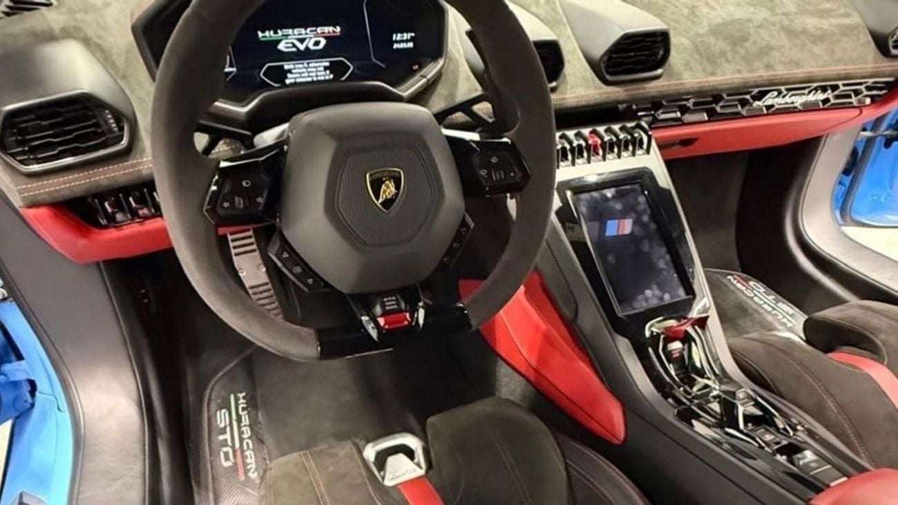 Lamborghini Huracan STO Lamborghini Huracán Evo 2022 USA specs